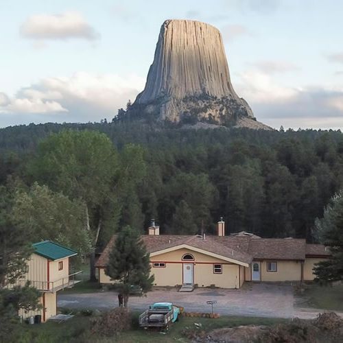 Devils Tower Lodge